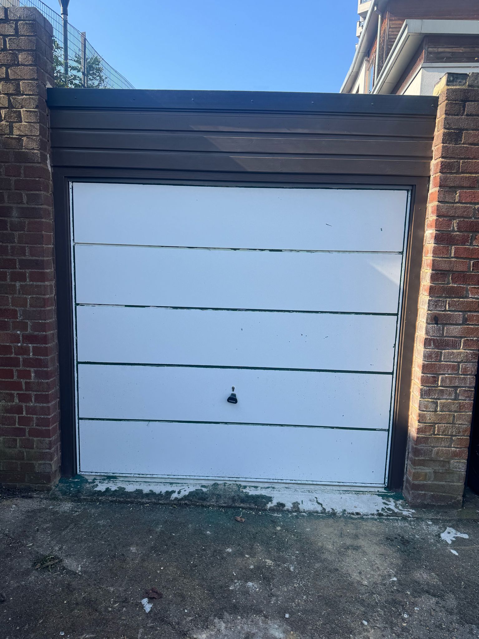 Modern door spray finish